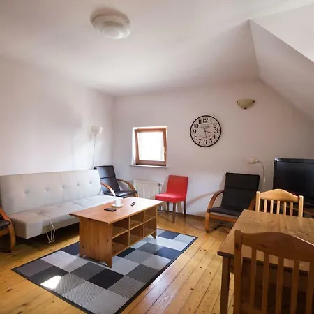 Spacious 2-bedroom Zabjak With Ac Tour As