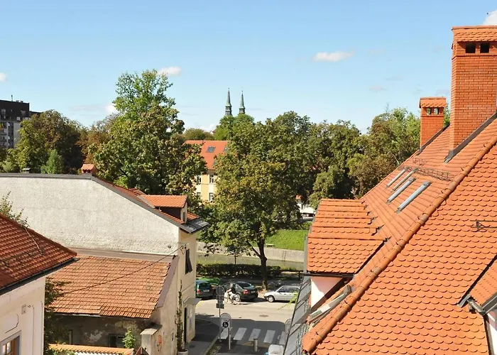 Appartement Spacious 2-bedroom Zabjak With Ac Tour As