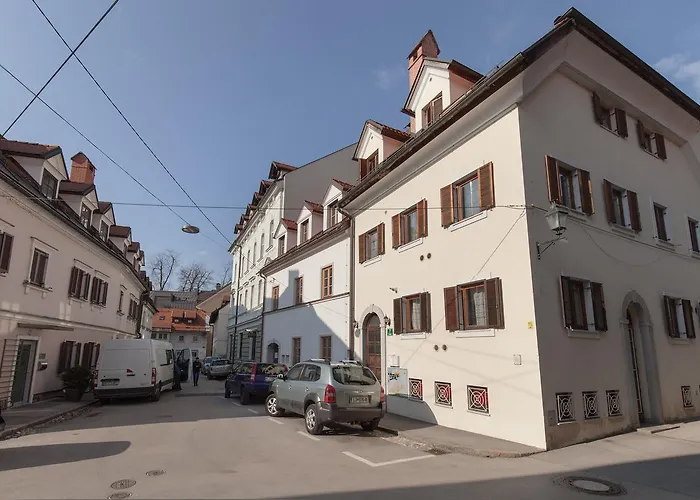 Apartman Spacious 2-bedroom Zabjak With Ac Tour As Ljubljana