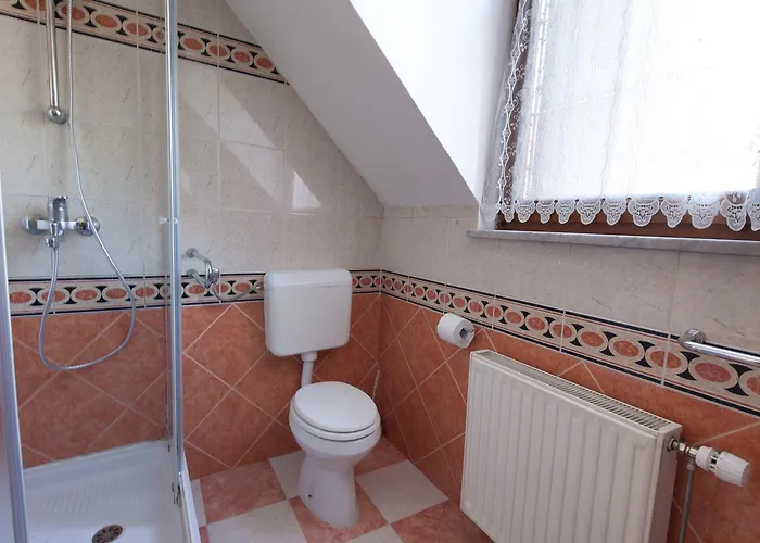 Spacious 2-bedroom Zabjak With Ac Tour As