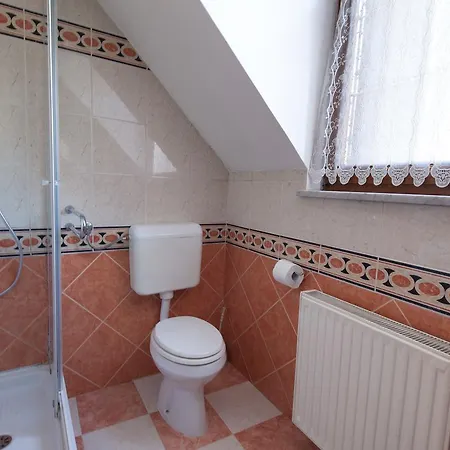 Spacious 2-bedroom Zabjak With Ac Tour As